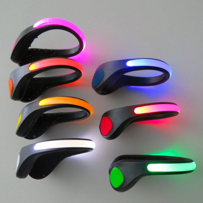 New Luminous Shoe Clip Light L - огляд і ціна Running Gear For Night