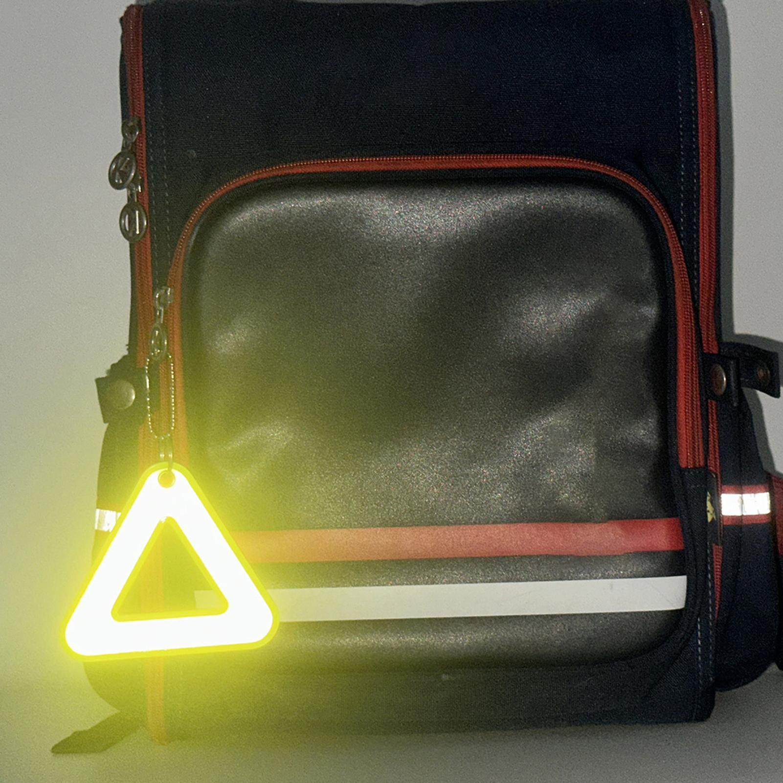 Triangle Reflective Pendants H - огляд і ціна Running Gear For Night